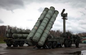S-400 Triumph Air Defence Missile System, Russian SA-21 Growler S-400 S-300PMU 48N6DM (48N6E3) 48N6M 250km