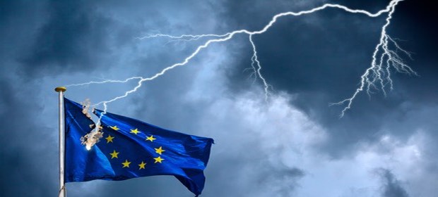 Europeflaglightningtearingit